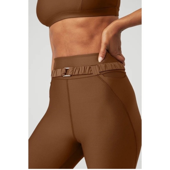 EUC ALO Yoga Airlift High Waist 7/8 Belted Charmer Legging Cinnamon Brown Medium - Picture 2 of 9